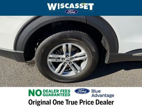 Certified 2022 Ford Explorer XLT w/ Equipment Group 202A image 39