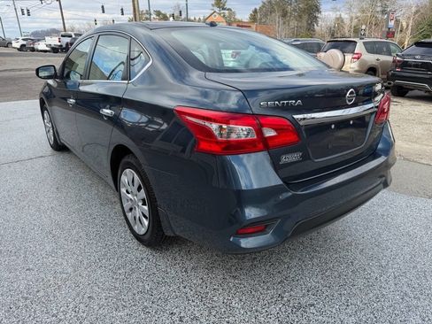 Used 2017 Nissan Sentra SV image 7