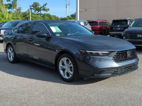 Used 2023 Honda Accord LX image 3