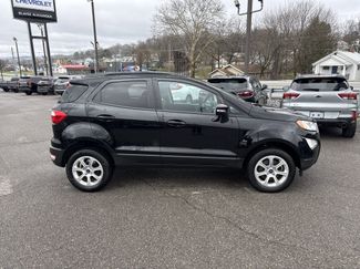 Used 2021 Ford EcoSport SE video 2