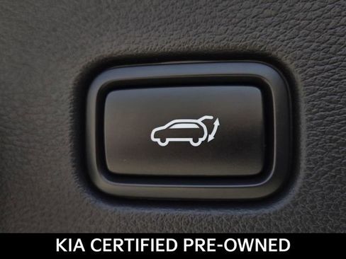 Certified 2025 Kia Sportage SX Prestige AWD/4WD image 12