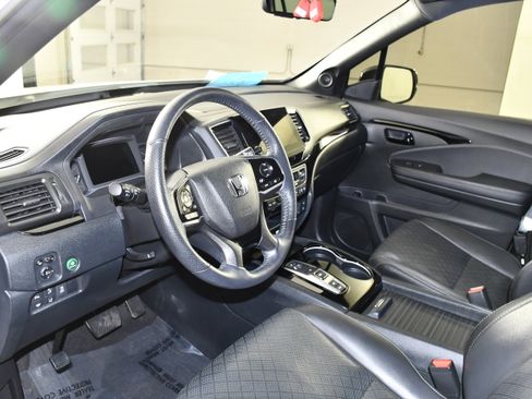 Certified 2023 Honda Passport Elite image 2