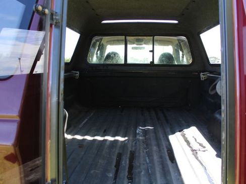 Used 2000 Ford F250 Lariat image 8