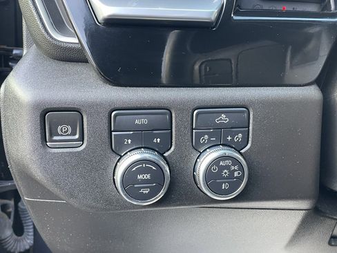 Certified 2023 GMC Sierra 1500 Elevation image 29