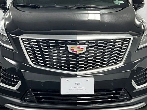 Certified 2025 Cadillac XT5 Premium Luxury FWD image 9