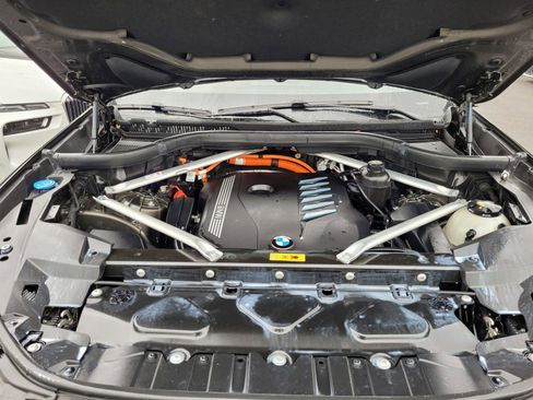 Used 2021 BMW X5 xDrive45e w/ Premium Package image 36