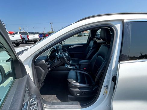 Used 2024 Ford Escape Platinum AWD/4WD image 15