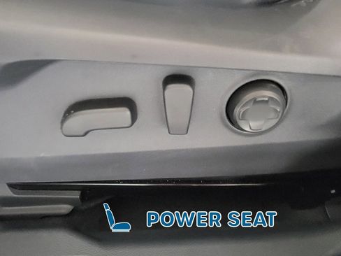 Used 2025 Subaru Outback Limited image 15