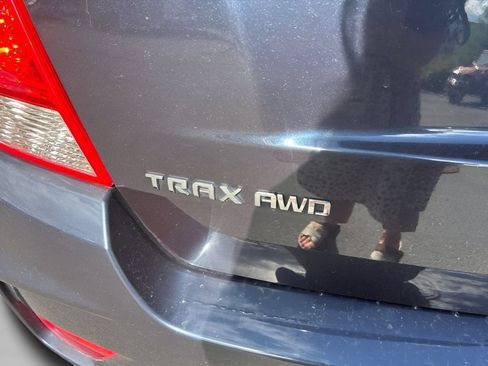 Used 2019 Chevrolet Trax LS AWD/4WD image 8