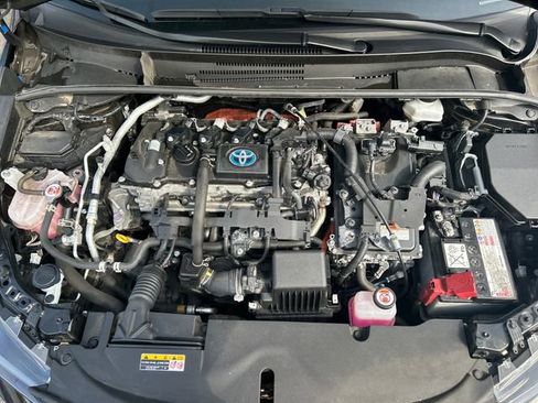 Used 2024 Toyota Corolla LE image 21