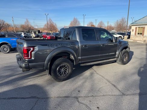 Used 2019 Ford F150 Raptor w/ Equipment Group 802A Luxury image 5
