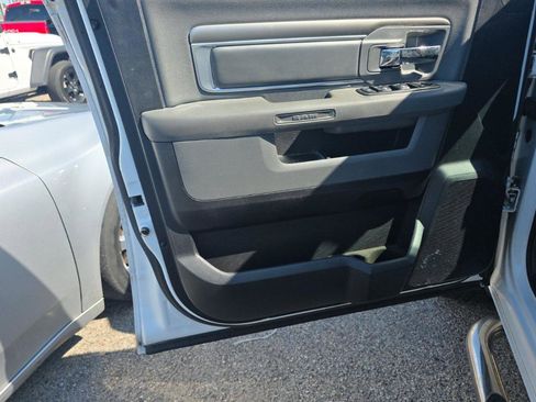 Used 2014 RAM 1500 Big Horn RWD image 12