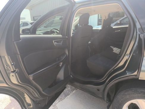 Used 2015 Ford Edge SE AWD/4WD image 14