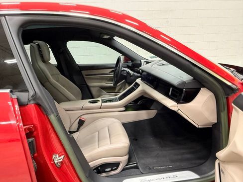 Used 2022 Porsche Taycan 4S AWD/4WD image 35