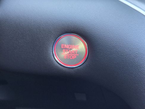 Certified 2025 Acura TLX w/ Technology Package image 21