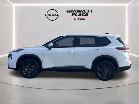 New 2026 Nissan Rogue SV w/ Cold Weather Package FWD image 22