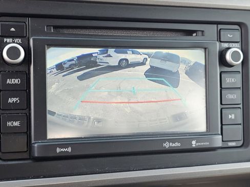 Used 2019 Toyota Tacoma SR5 AWD/4WD image 9