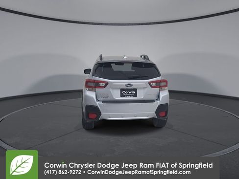 Used 2021 Subaru Crosstrek 2.0i Premium image 12