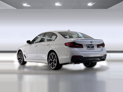 Certified 2023 BMW 530e w/ M Sport Package RWD image 3