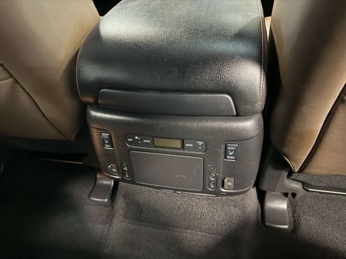 Used 2019 Nissan Armada Platinum w/ Captain's Chairs Package AWD/4WD image 74