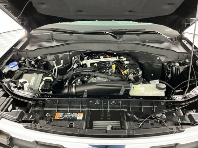 Used 2026 Ford Explorer Active AWD/4WD image 33