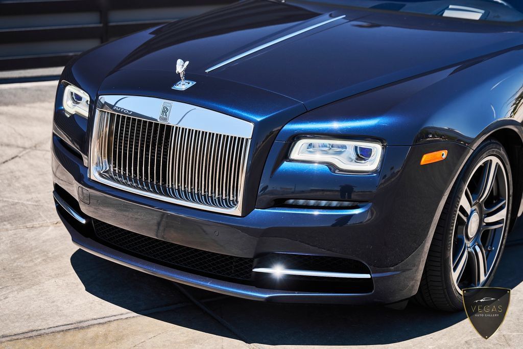Used 2017 Rolls-Royce Wraith RWD image 7