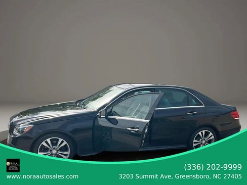 Used 2016 Mercedes-Benz E 350 4MATIC Sedan w/ Premium Package image 45