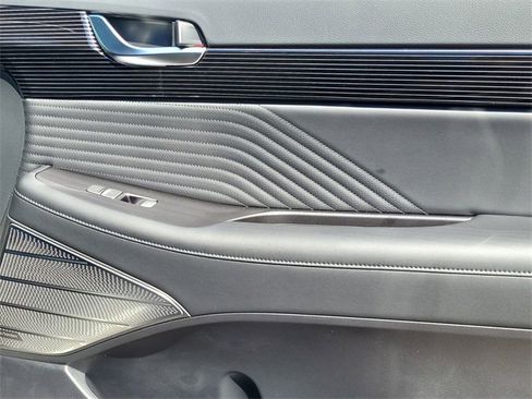 Used 2024 Hyundai Palisade Calligraphy image 24