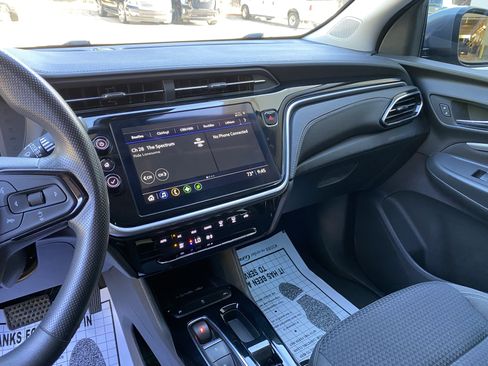 Used 2023 Chevrolet Bolt EUV LT w/ Driver Confidence Package FWD image 23