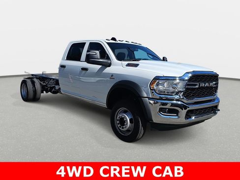 New 2024 RAM 5500 Tradesman w/ Chrome Appearance Group AWD/4WD image 3