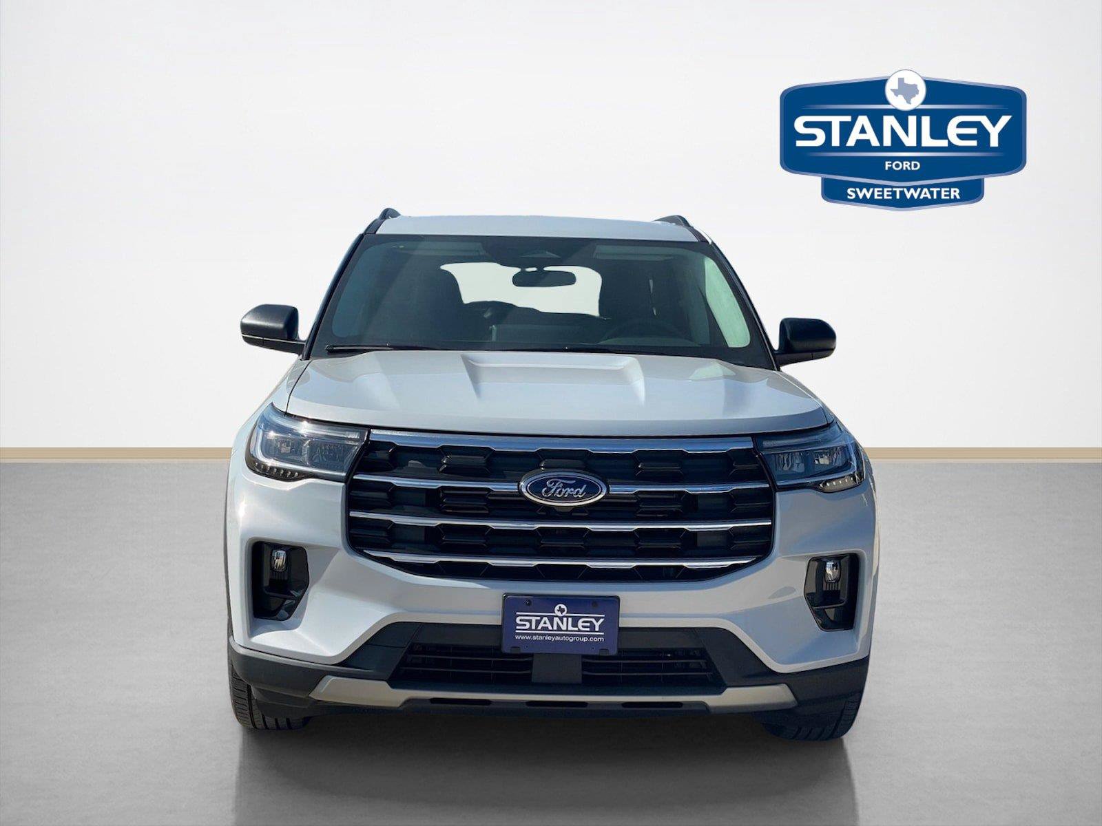 New 2026 Ford Explorer Active w/ Active Comfort Package RWD image 2