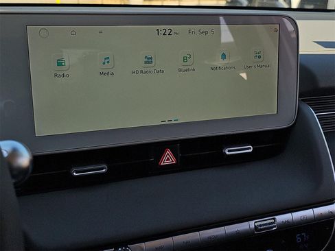 New 2024 Hyundai Ioniq 5 SEL image 24