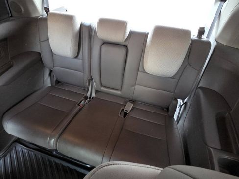 Used 2014 Honda Odyssey Touring Elite image 36