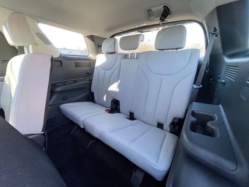 Used 2024 Hyundai Palisade SEL image 21