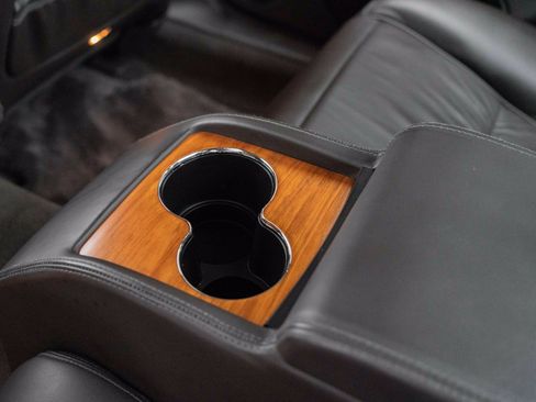 Used 2006 Jaguar XJ Vanden Plas Super V8 Portfolio RWD image 44