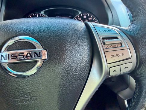 Used 2014 Nissan Altima 2.5 SL w/ Technology Package FWD image 35