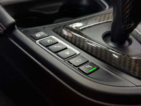 Used 2015 BMW M4 Coupe RWD image 25
