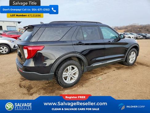 Used 2021 Ford Explorer XLT w/ Class III Trailer Tow Package image 4