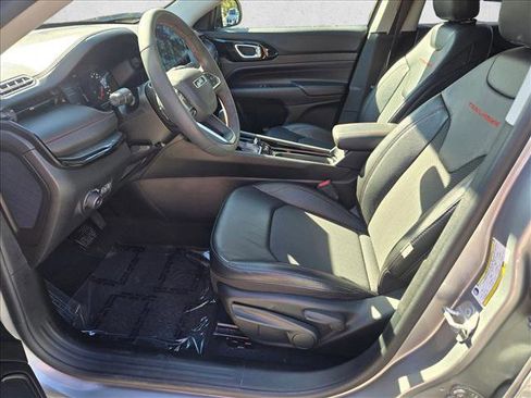 Used 2022 Jeep Compass Trailhawk image 15