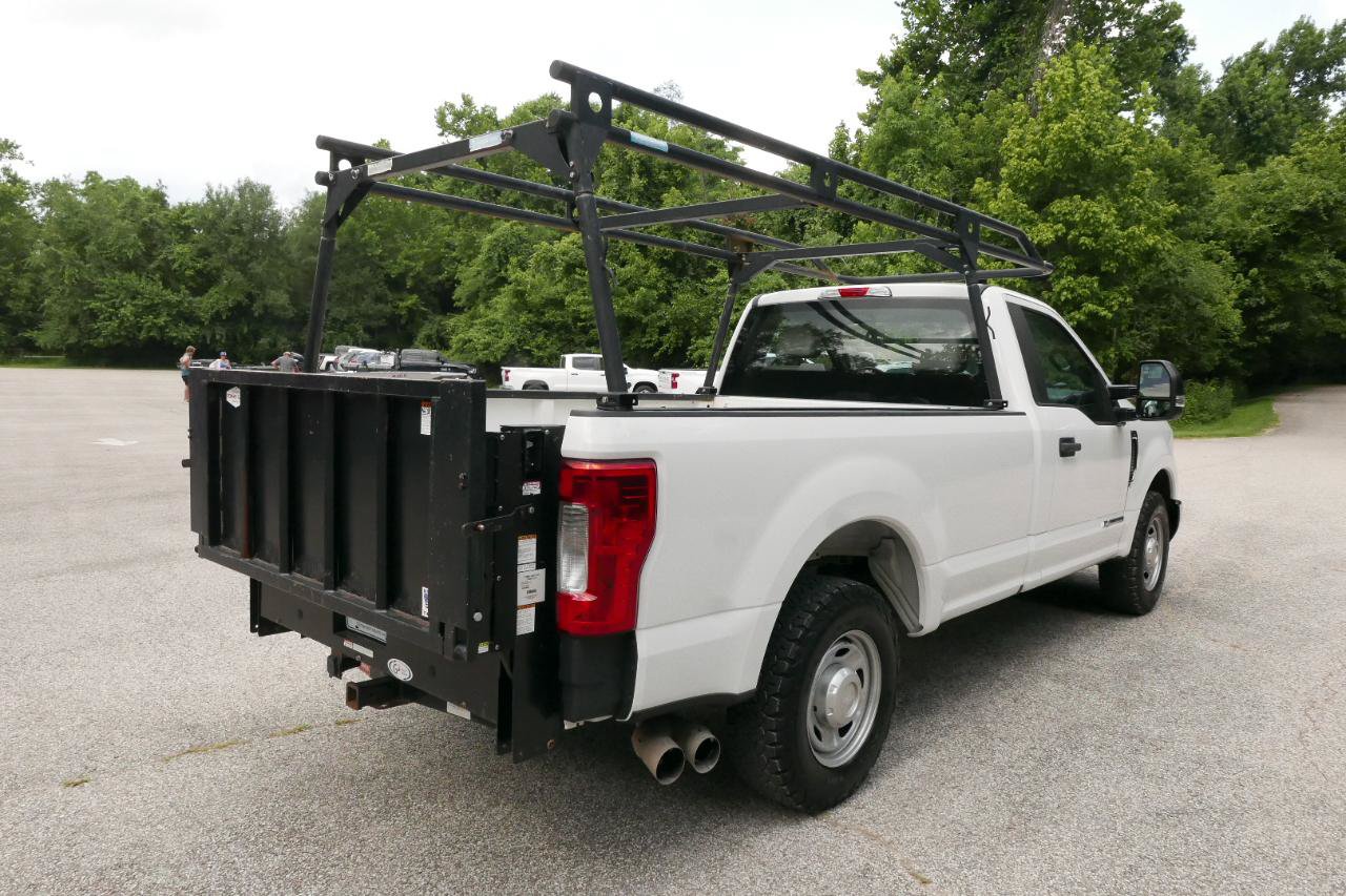 Used 2019 Ford F250 XL w/ Power Equipment Group RWD image 5