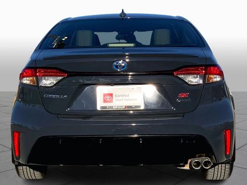 Used 2025 Toyota Corolla SE image 4