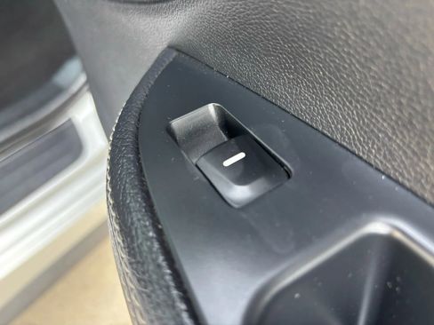 Used 2015 Hyundai Veloster Turbo w/ Option Group 04 image 54