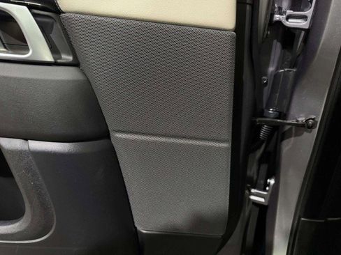 Used 2022 Land Rover Range Rover Sport HSE Silver Edition image 49