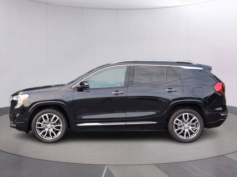 Used 2023 GMC Terrain Denali AWD/4WD image 2