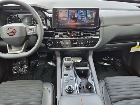 New 2026 Nissan Pathfinder Rock Creek AWD/4WD image 17