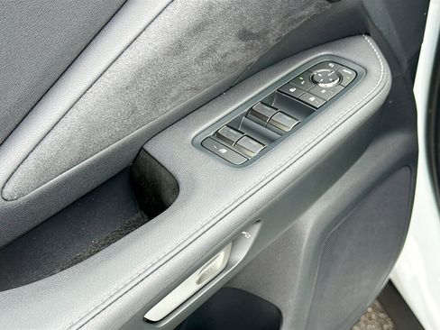 New 2026 Lexus TX 500h AWD image 8