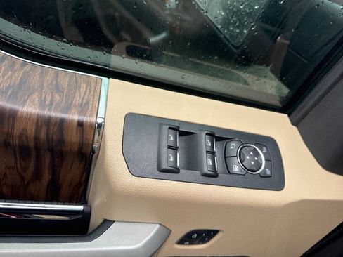 Used 2018 Ford F150 Lariat w/ Equipment Group 502A Luxury image 17