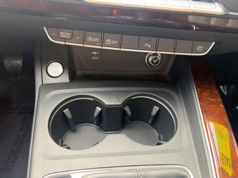 Used 2018 Audi A4 2.0T Premium Plus w/ Premium Plus Package image 28