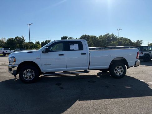 Used 2024 RAM 2500 Big Horn AWD/4WD image 4
