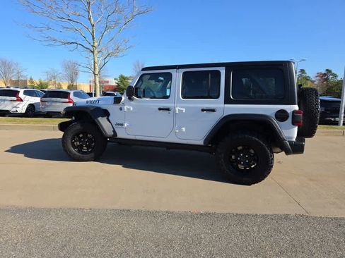 Used 2024 Jeep Wrangler Unlimited AWD/4WD image 4